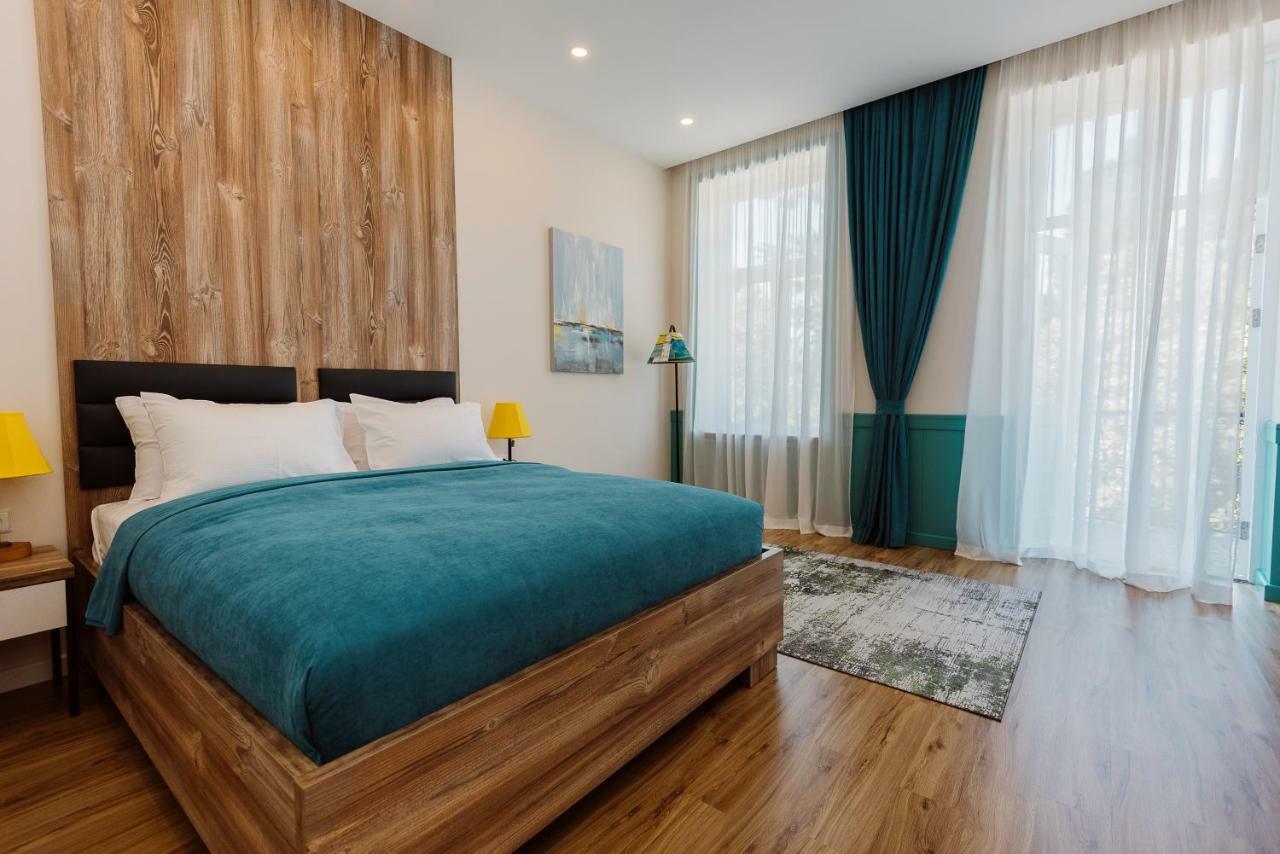 Boulevard Hotel Batumi Kültér fotó