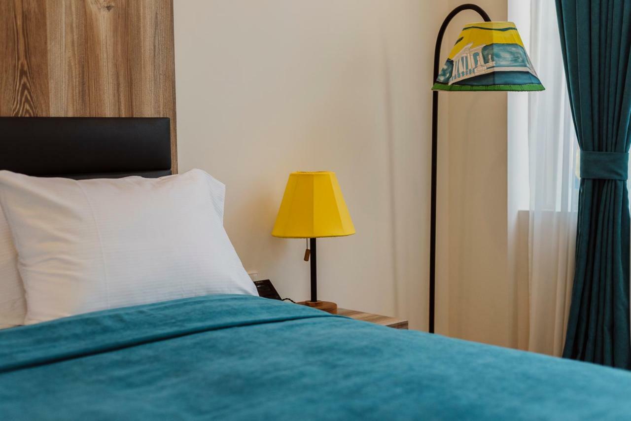 Boulevard Hotel Batumi Kültér fotó