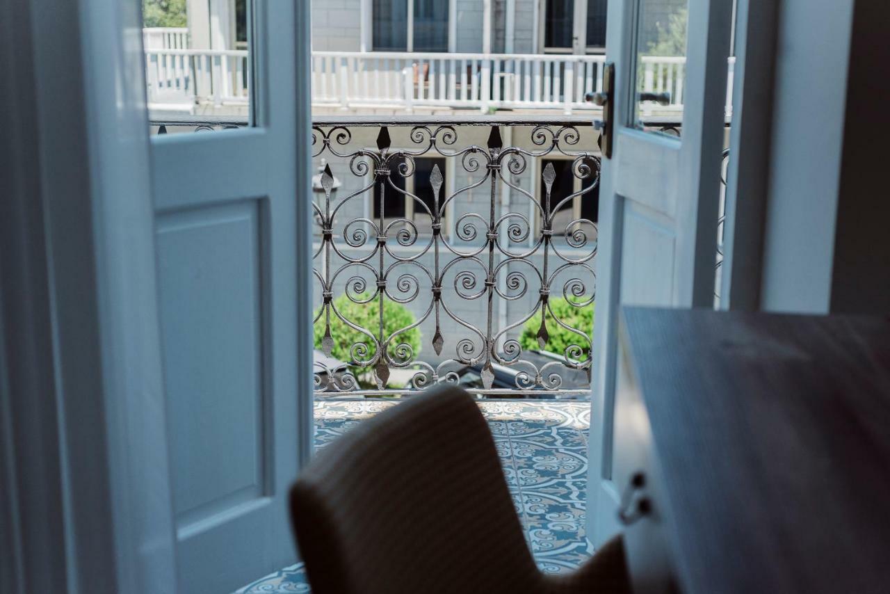 Boulevard Hotel Batumi Kültér fotó