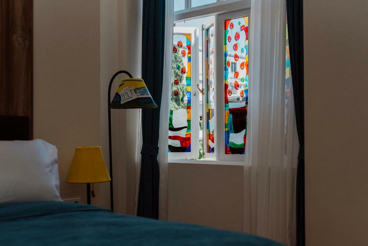 Boulevard Hotel Batumi Kültér fotó